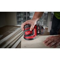 Milwaukee M18 BOS125-502B 4933464229 (с 2-мя АКБ, сумка) Image #7