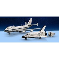 LEGO Icons 10360 Самолет-носитель и Шаттл Image #10