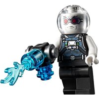 LEGO DC Super Heroes 76160 Мобильная база Бэтмена Image #8