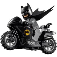 LEGO DC Super Heroes 76160 Мобильная база Бэтмена Image #9