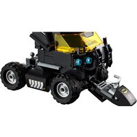 LEGO DC Super Heroes 76160 Мобильная база Бэтмена Image #20