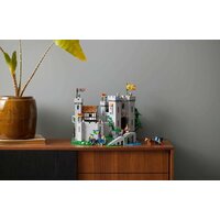 LEGO Icons 10305 Замок Львиных рыцарей Image #5