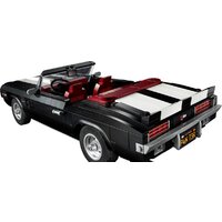 LEGO Icons 10304 Chevrolet Camaro Z28 Image #4