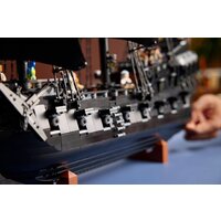 LEGO Icons 10365 Пираты Карибского моря: Черная жемчужина Image #17