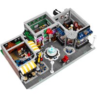 LEGO Creator 10255 Городская площадь Image #5