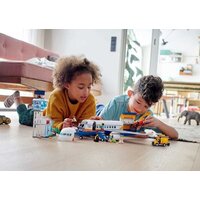 LEGO City 60262 Пассажирский самолёт Image #13