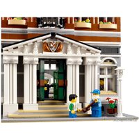 LEGO 10224 Town Hall Image #21