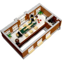 LEGO 10224 Town Hall Image #5